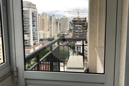 Apartamento à venda ou para alugar com 3 suítes em Santo Amaro, São Paulo, SP