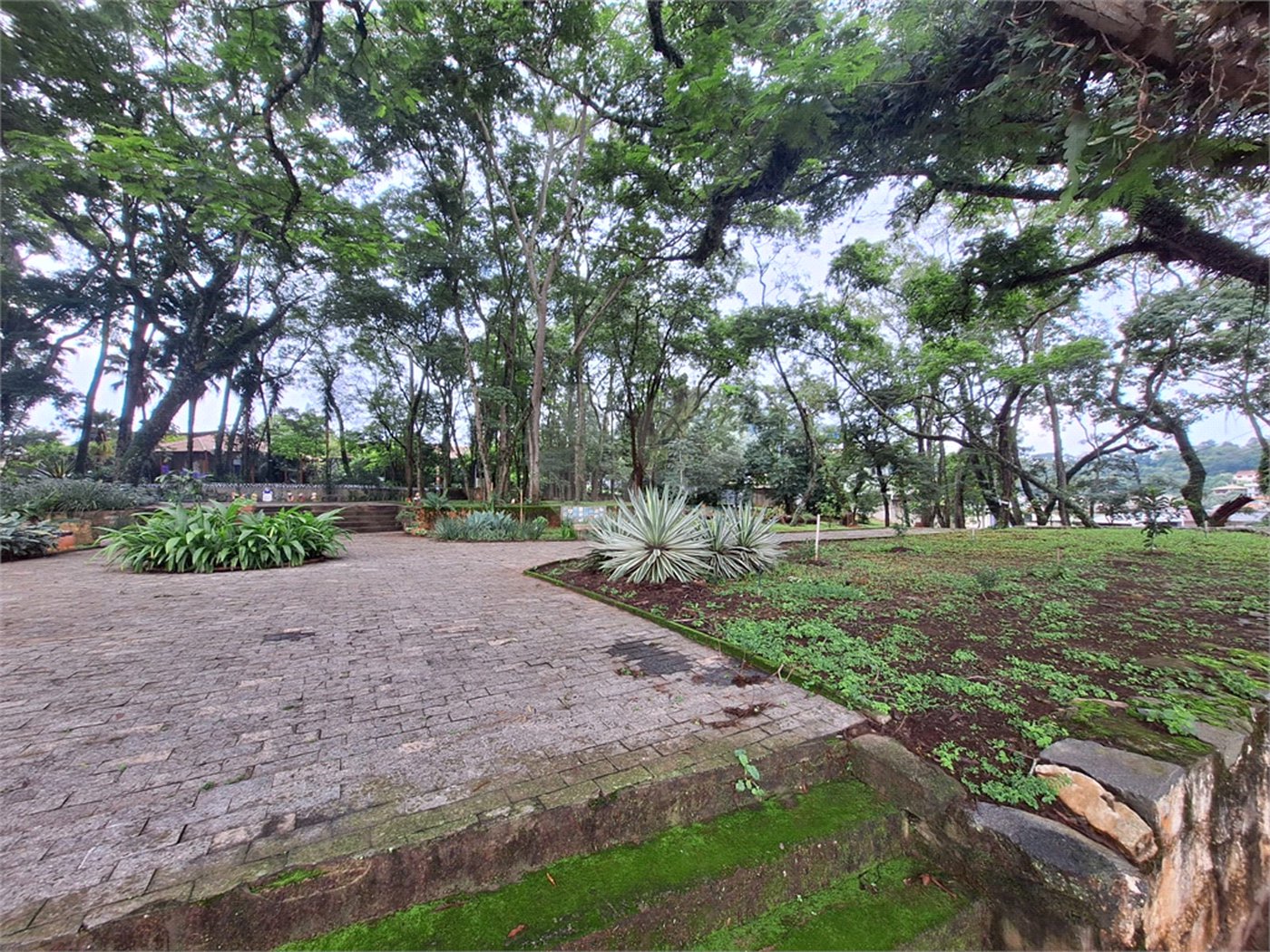 Terreno à venda em Jardim Maristela, Atibaia, SP