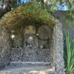Casa à venda com 7 quartos, sendo 4 suítes, no condomínio Residencial Ypeville, Mairiporã - SP