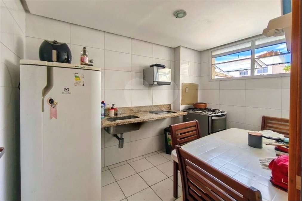 Apartamento à venda com 2 quartos, sendo 1 suíte, em Praça da Bandeira, Rio de Janeiro, RJ