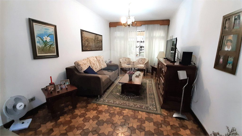 Casa à venda com 3 quartos, sendo 1 suíte, em Campo Grande, São Paulo, SP