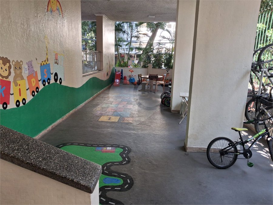 Apartamento à venda com 2 quartos em Praça da Bandeira, Rio de Janeiro, RJ