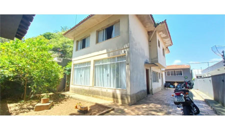 Sobrado à venda com 4 quartos, sendo 1 suíte,  em Jardim Colombo, São Paulo, SP