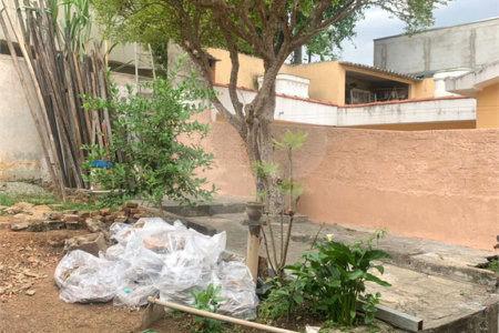 Casa à venda com 2 quartos em Vila Guedes, São Paulo, SP