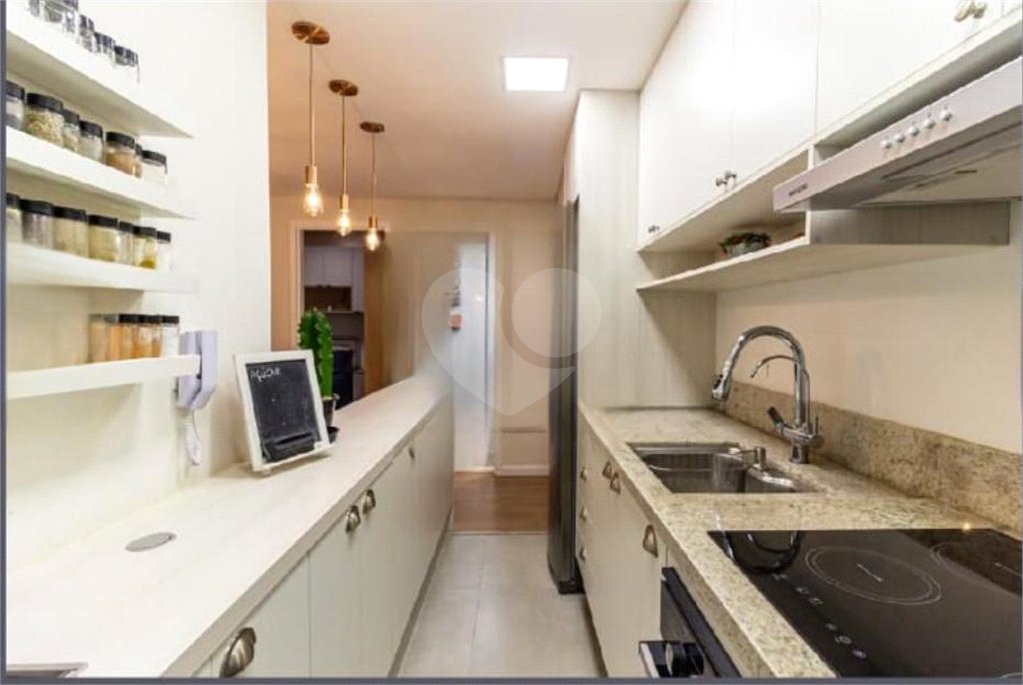 Apartamento à venda com 1 suíte em República, São Paulo, SP