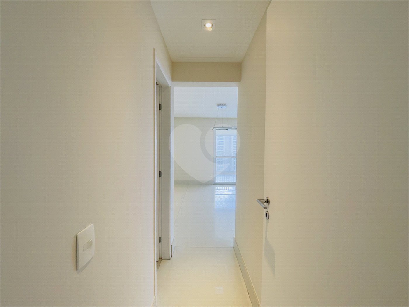 Apartamento à venda com 3 quartos, sendo 4 suítes,  no Centro, São Bernardo do Campo, SP
