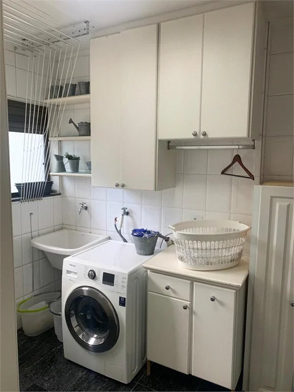Apartamento à venda com 3 suítes em Vila Suzana, São Paulo, SP
