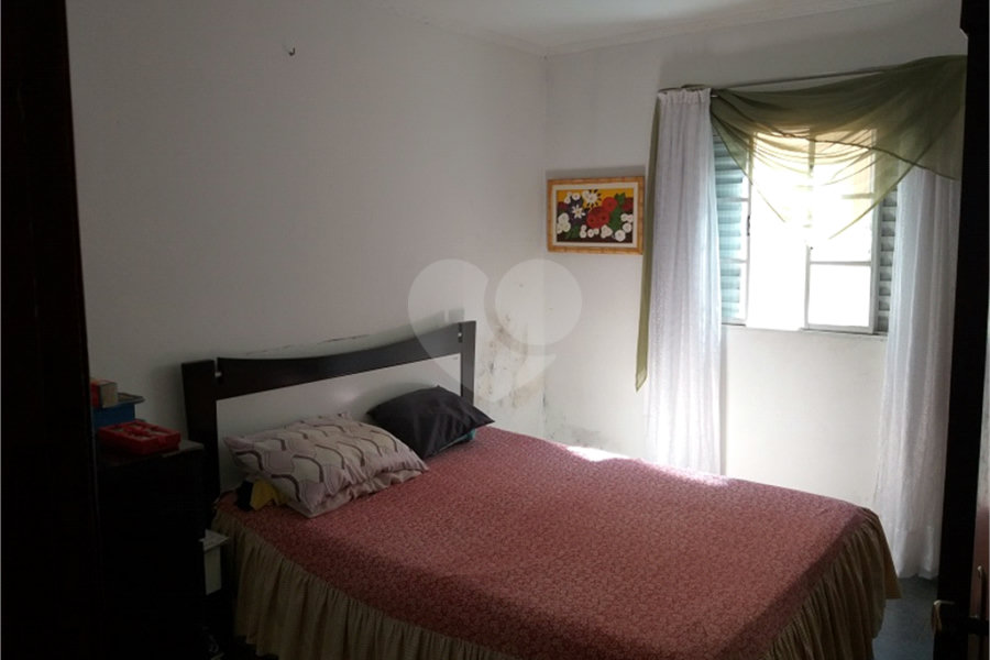 Casa Térrea à venda com 3 quartos, sendo 1 suíte,  no Centro, Serra Negra, SP
