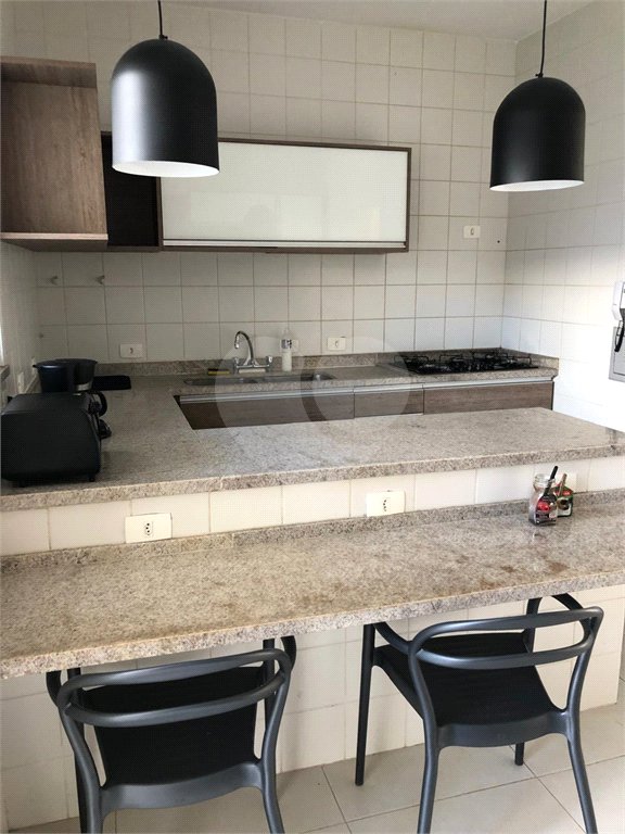 Casa à venda com 9 quartos, sendo 8 suítes, no condomínio Village Elisabete, Rio de Janeiro - RJ