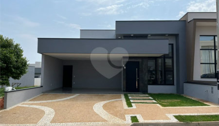 Casa à venda com 3 quartos, sendo 1 suíte,  em Parque Olívio Franceschini, Hortolândia, SP
