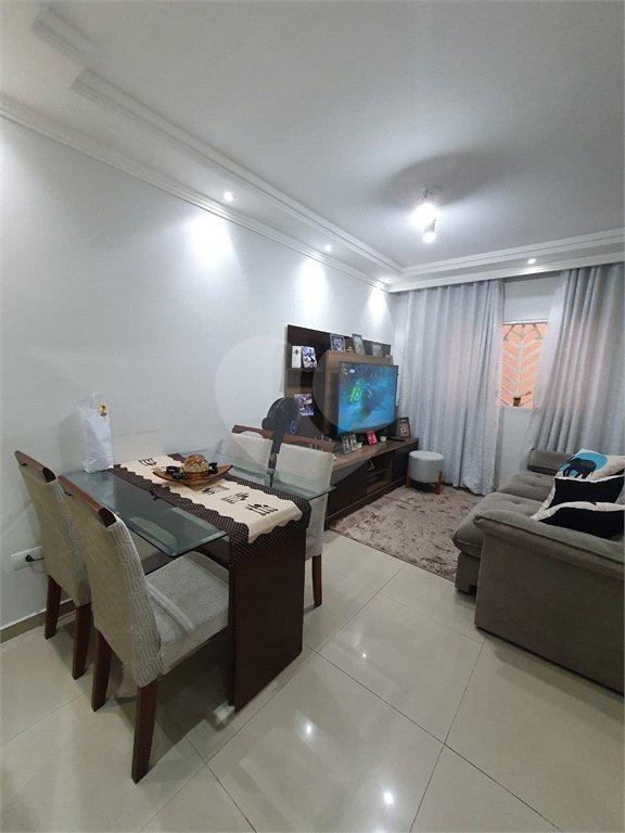 Casa à venda com 3 quartos no condomínio Vitória, São Paulo - SP