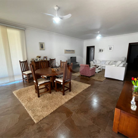 Casa à venda com 4 quartos, sendo 2 suítes,  em Vila São Gonçalo, Itapetininga, SP