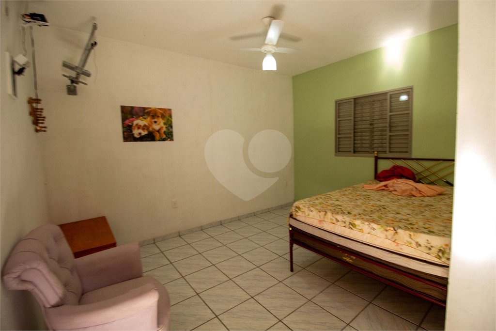 Chácara à venda com 7 quartos, sendo 6 suítes, em Saboó, São Roque, SP