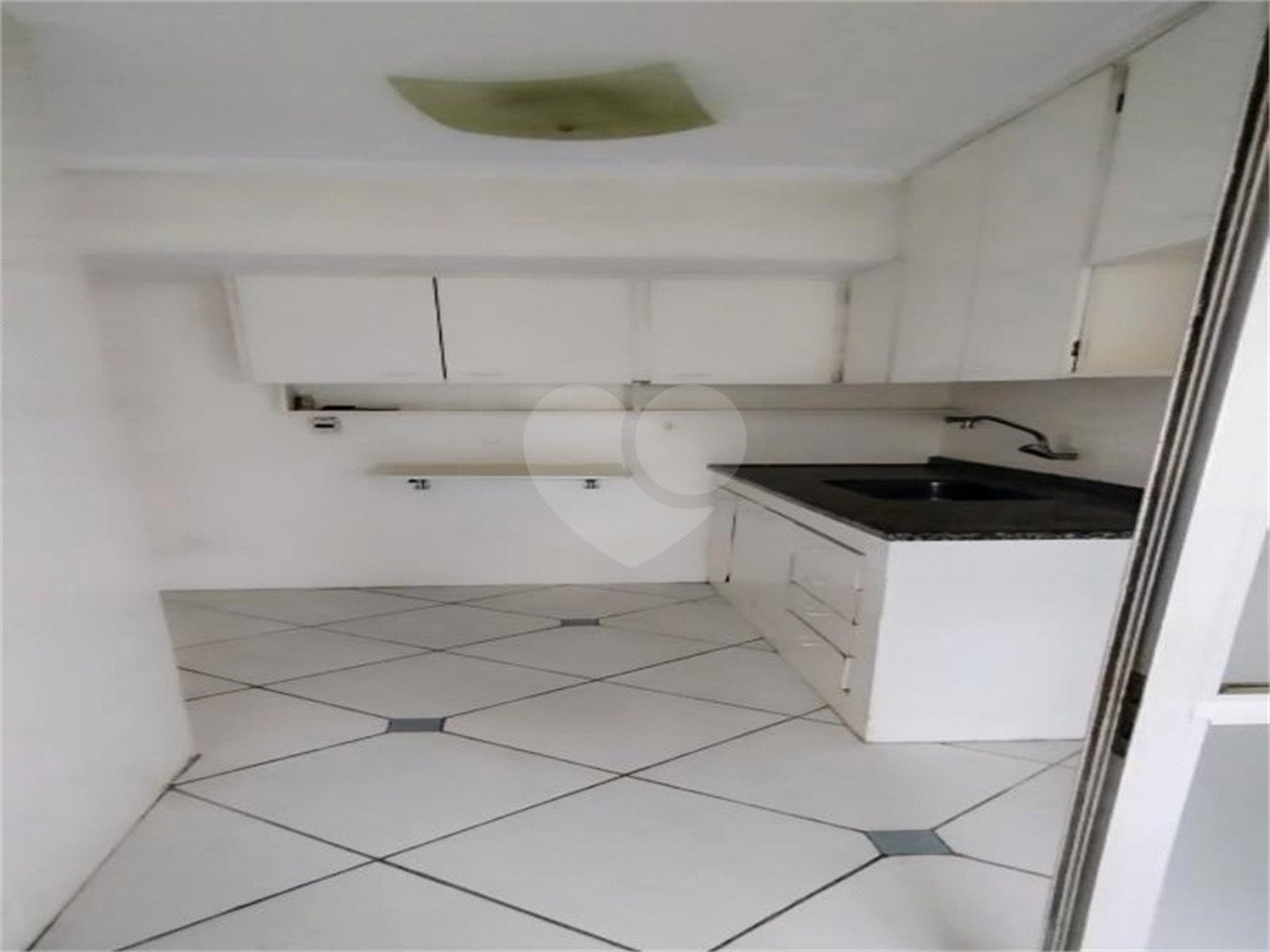 Apartamento à venda com 2 quartos, sendo 1 suíte,  em Jardim Parque Morumbi, São Paulo, SP