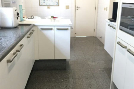 Apartamento à venda com 4 suítes em Vila Suzana, São Paulo, SP
