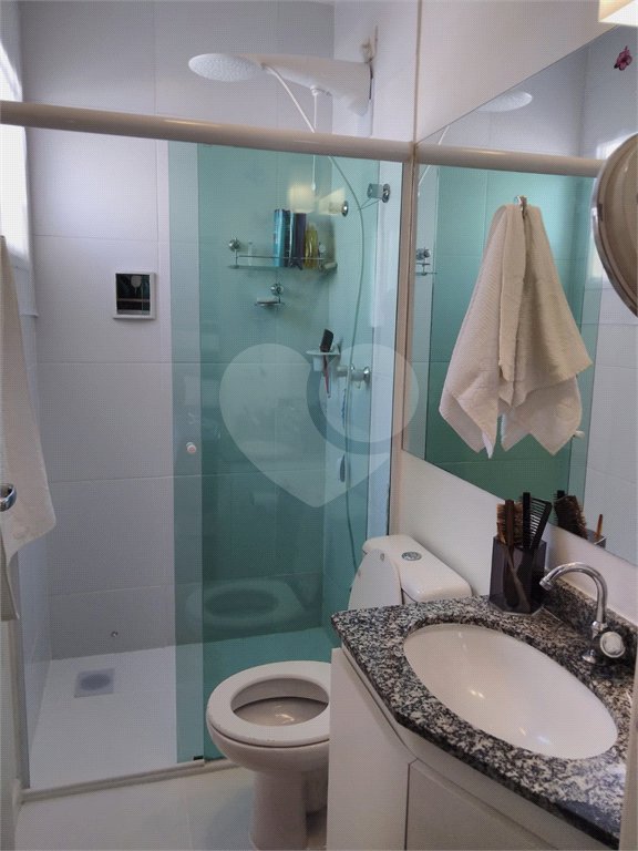 Casa à venda com 3 quartos, sendo 1 suíte, no condomínio Moradas do Horto, São Paulo - SP