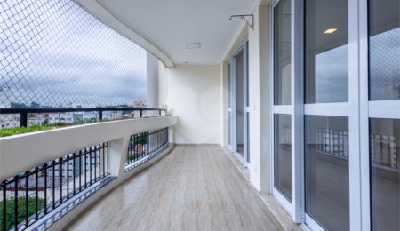 Apartamento à venda com 4 quartos, sendo 2 suítes,  em Indianópolis, São Paulo, SP