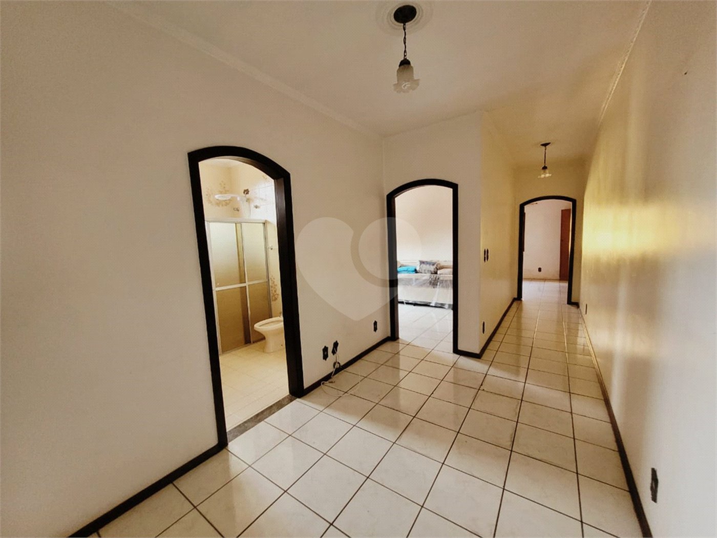 Casa Térrea à venda com 3 quartos, sendo 1 suíte, no Centro, Indaiatuba, SP