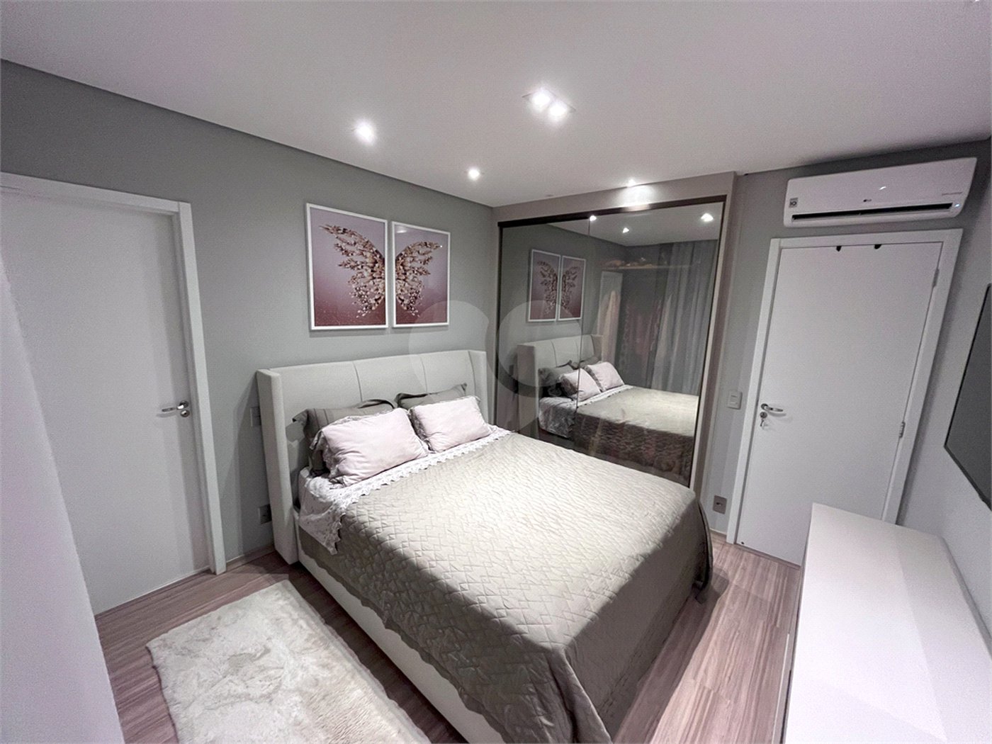 Apartamento à venda com 2 quartos, sendo 1 suíte, em Jardim Maria José, Votorantim, SP