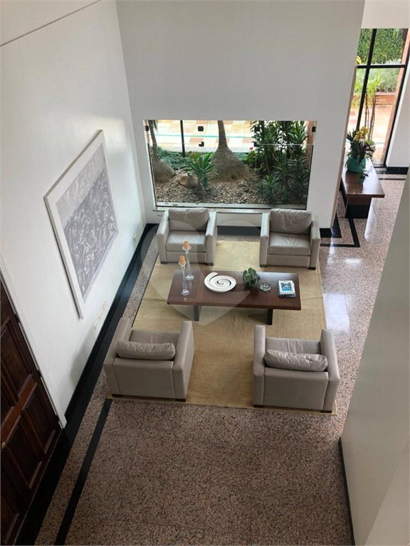 Apartamento à venda com 4 suítes em Vila Oliveira, Mogi das Cruzes, SP