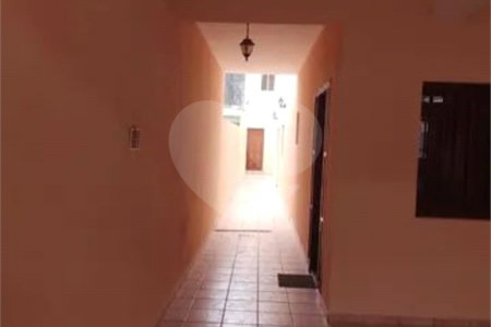 Casa à venda com 4 quartos, sendo 1 suíte, em Parque Fernanda, São Paulo, SP
