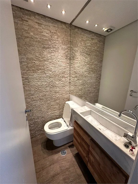 Apartamento à venda com 3 quartos, sendo 1 suíte, em Brooklin Paulista, São Paulo, SP