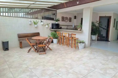 Casa com 3 dormitórios à venda, 159 m² por R$ 1.380.000,00 - Embaré - Santos/SP