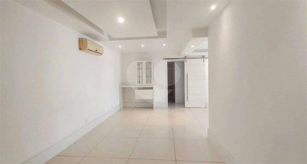 Cobertura à venda com 4 quartos, sendo 3 suítes, em Recreio dos Bandeirantes, Rio de Janeiro, RJ