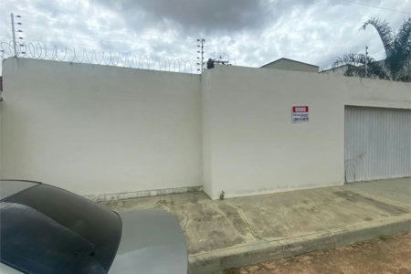 Terreno à venda em Loteamento Parque dos Ipês, Balsas, MA