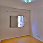 Apartamento à venda com 3 quartos, sendo 1 suíte, em Vila Olímpia, São Paulo, SP