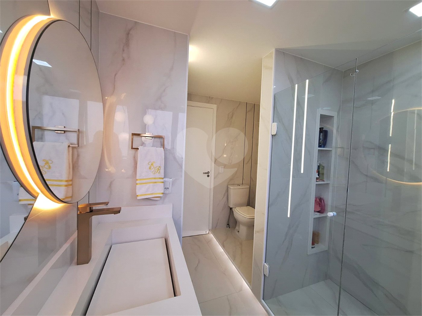 Apartamento à venda com 4 quartos, sendo 2 suítes,  em Chácara Flora, São Paulo, SP