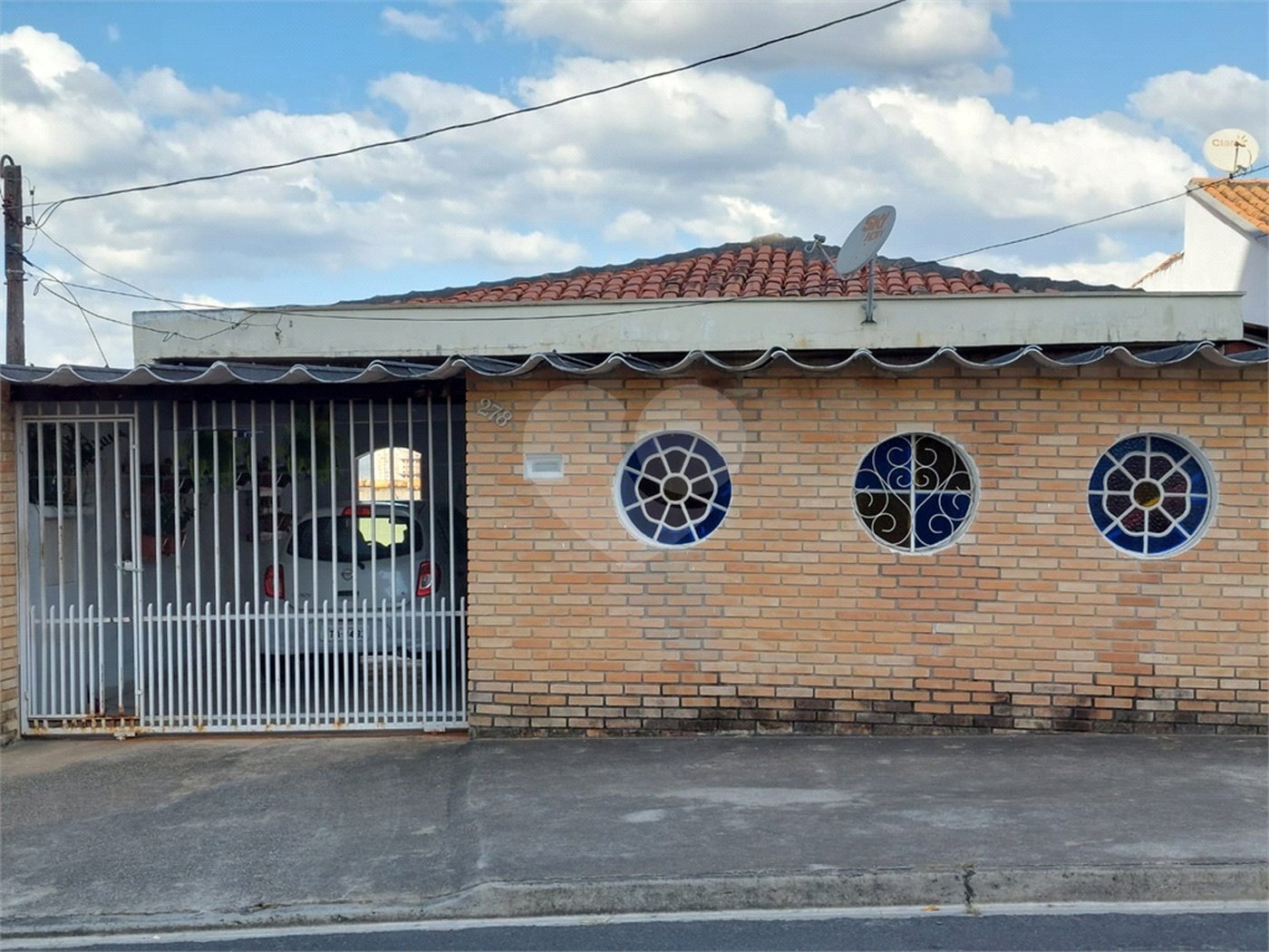 Casa à venda com 2 quartos, sendo 1 suíte, em Vila Barão, Sorocaba, SP