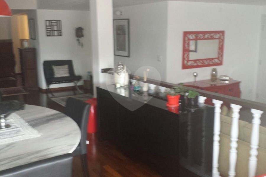 Casa à venda com 3 suítes em Jardim Franca, São Paulo, SP