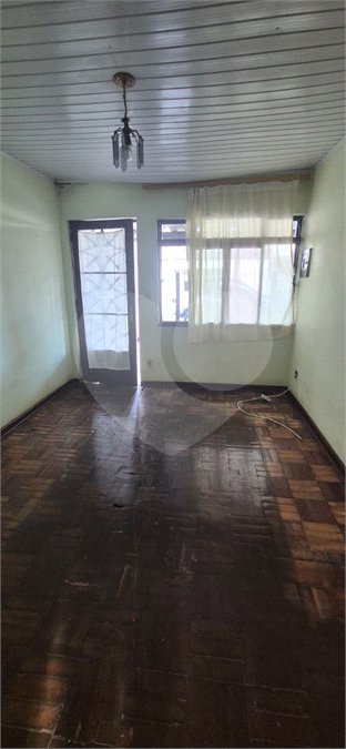 Casa à venda com 3 quartos em Jardim Santa Carolina, Mogi das Cruzes, SP