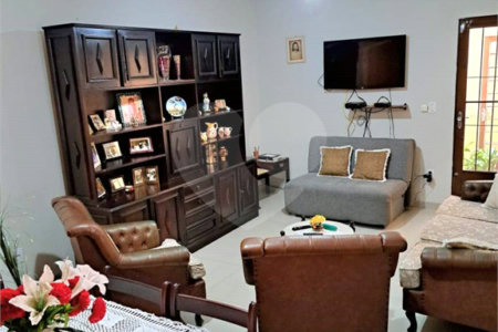 Casa à venda com 2 quartos, sendo 1 suíte,  em Jardim Saira, Sorocaba, SP