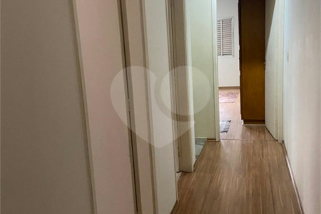 Casa à venda com 3 quartos, sendo 2 suítes, em Vila Carrão, São Paulo, SP
