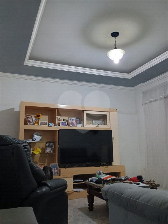Casa à venda com 5 quartos, sendo 1 suíte, em Bangu, Rio de Janeiro, RJ