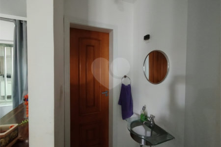 Casa à venda com 5 quartos, sendo 3 suítes, em Vila Paulicéia, São Paulo, SP