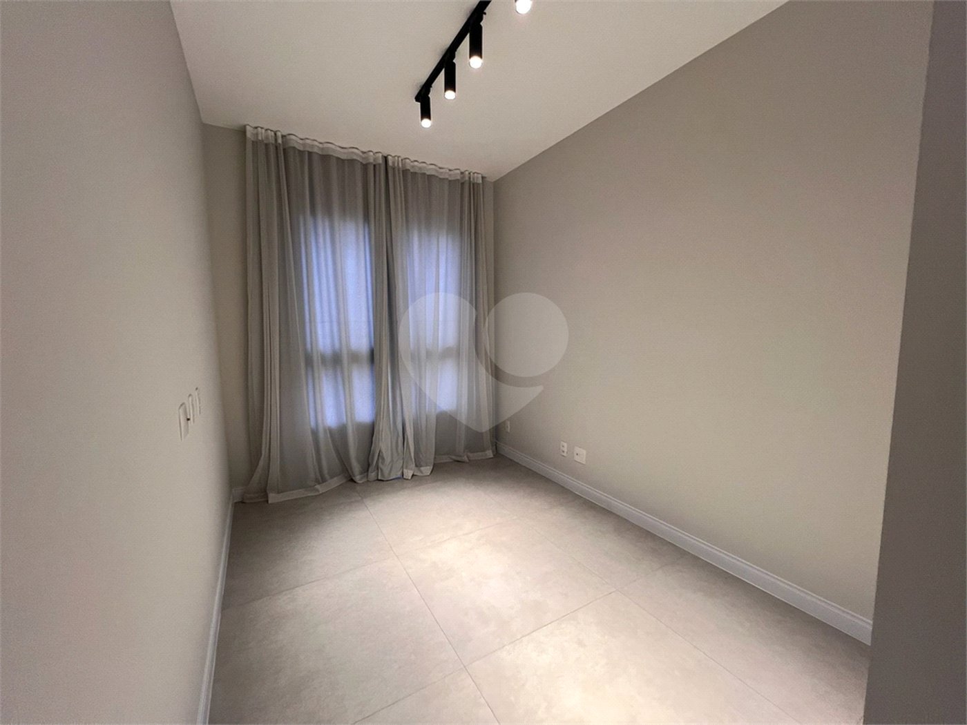 Apartamento para alugar com 2 quartos, sendo 1 suíte, em Cerqueira César, São Paulo, SP