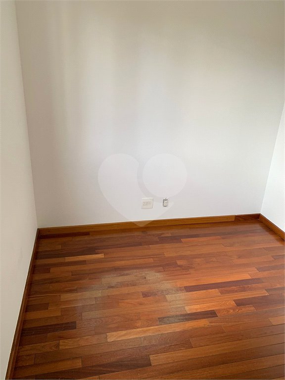 Apartamento à venda com 2 quartos, sendo 1 suíte, em Vila Mariana, São Paulo, SP