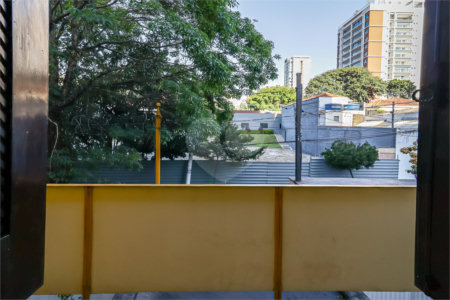 Casa à venda com 3 quartos, sendo 1 suíte, em Mirandópolis, São Paulo, SP