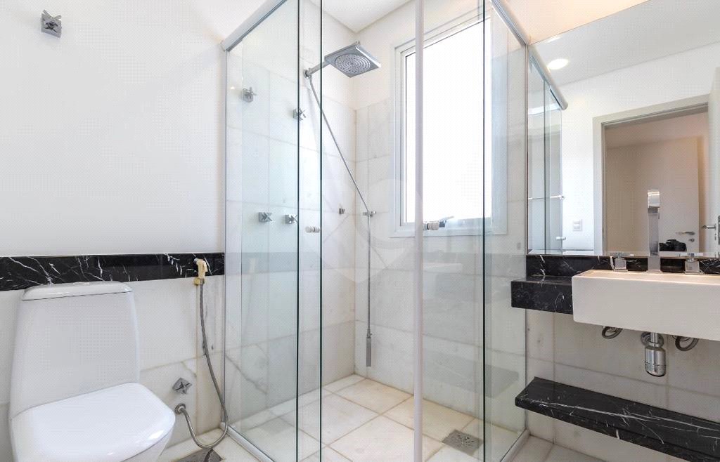 Casa à venda com 4 suítes no condomínio Vila Alba, São Paulo - SP