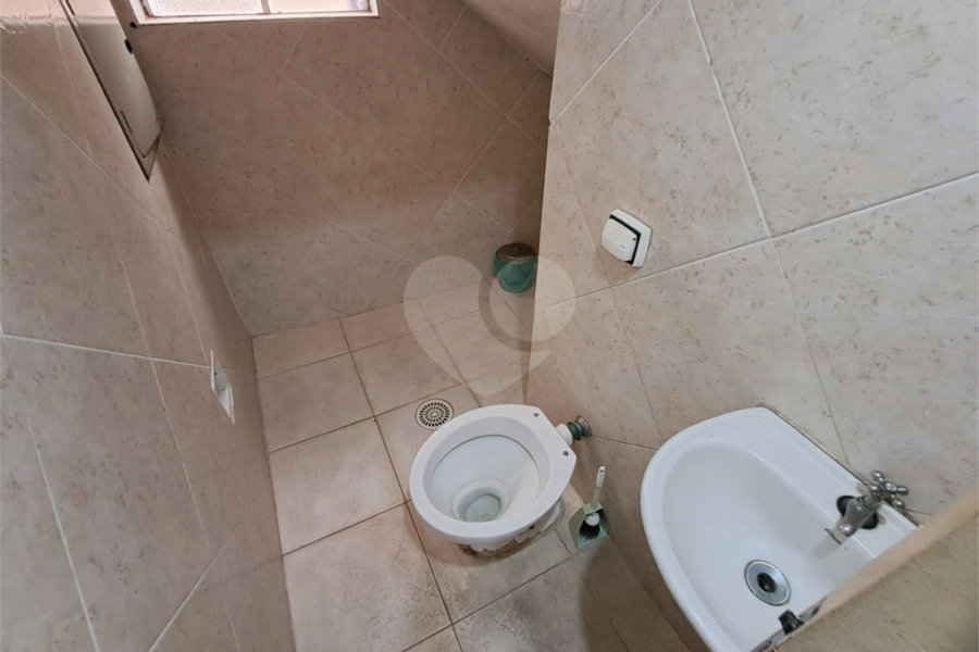 Sobrado à venda com 4 quartos em Parada Inglesa, São Paulo, SP