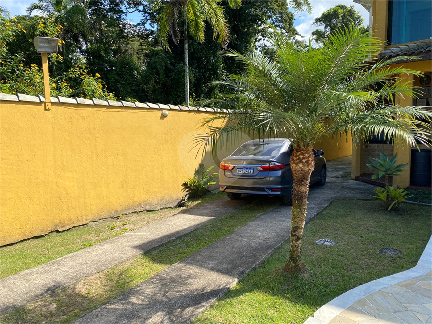 Casa à venda com 5 quartos, sendo 1 suíte,  em Boraceia, Bertioga, SP