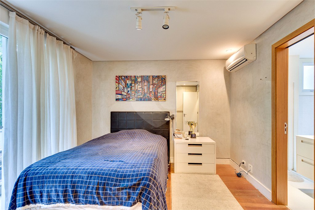 Casa à venda com 5 suítes no condomínio Vila de Palme, São Paulo - SP