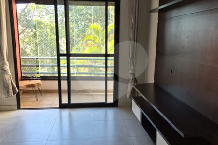 Apartamento à venda com 3 quartos, sendo 1 suíte,  em Cidade São Francisco, São Paulo, SP