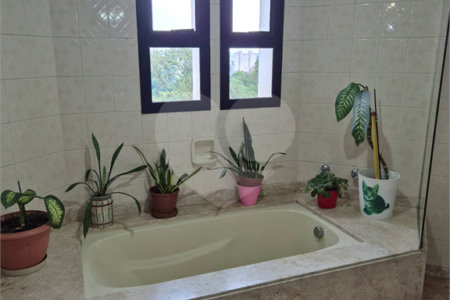 Apartamento à venda ou para alugar com 4 suítes em Alto da Boa Vista, São Paulo, SP