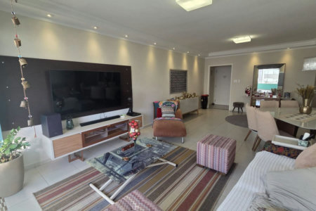 Apartamento com 3 dormitórios à venda, 187 m² por R$ 1.350.000,00 - Gonzaga - Santos/SP