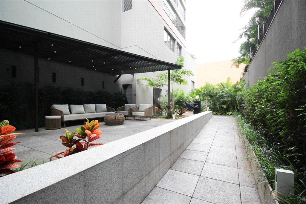 Apartamento à venda com 1 suíte em Indianópolis, São Paulo, SP