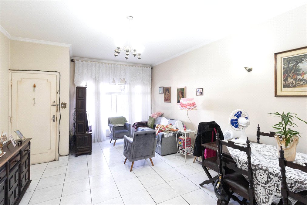 Sobrado à venda com 3 quartos, sendo 1 suíte,  em Jardim Ataliba Leonel, São Paulo, SP